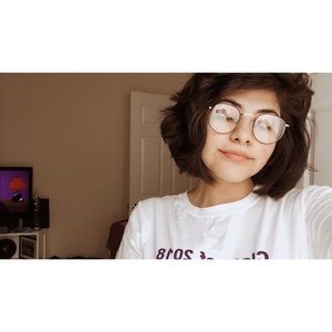 Meet your Posher, Emely